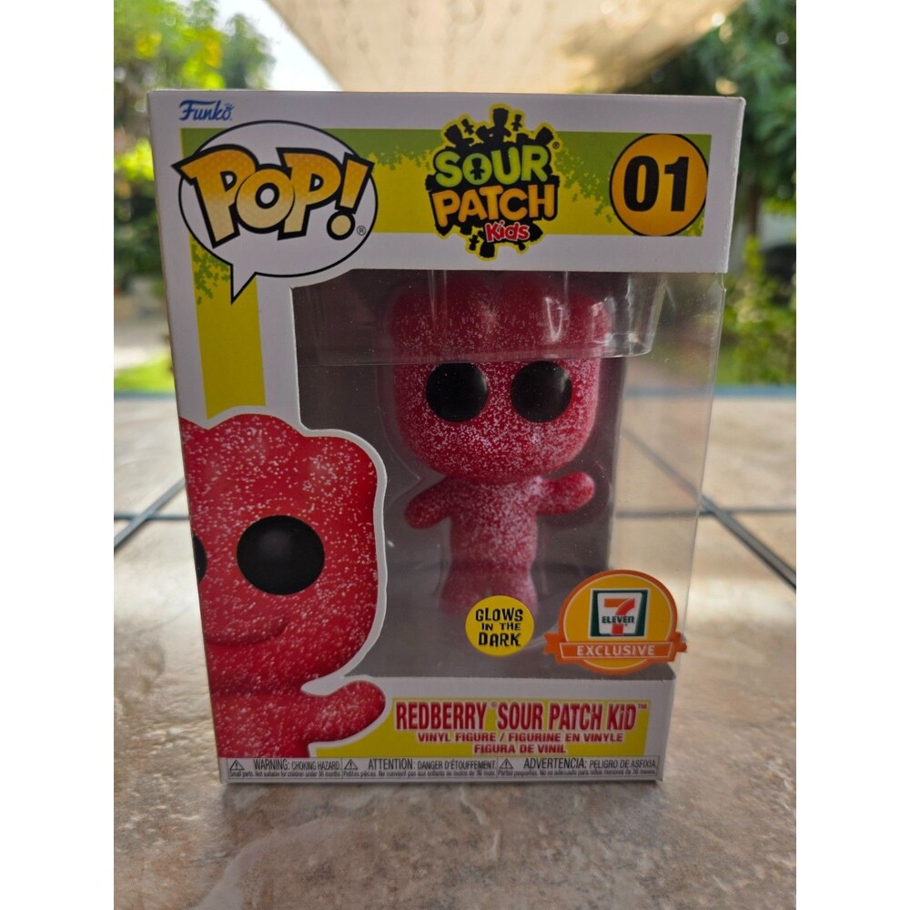 Funko Pop Sour Patch Kids Redberry #01 GITD 7-Eleven Exclusive New Glow